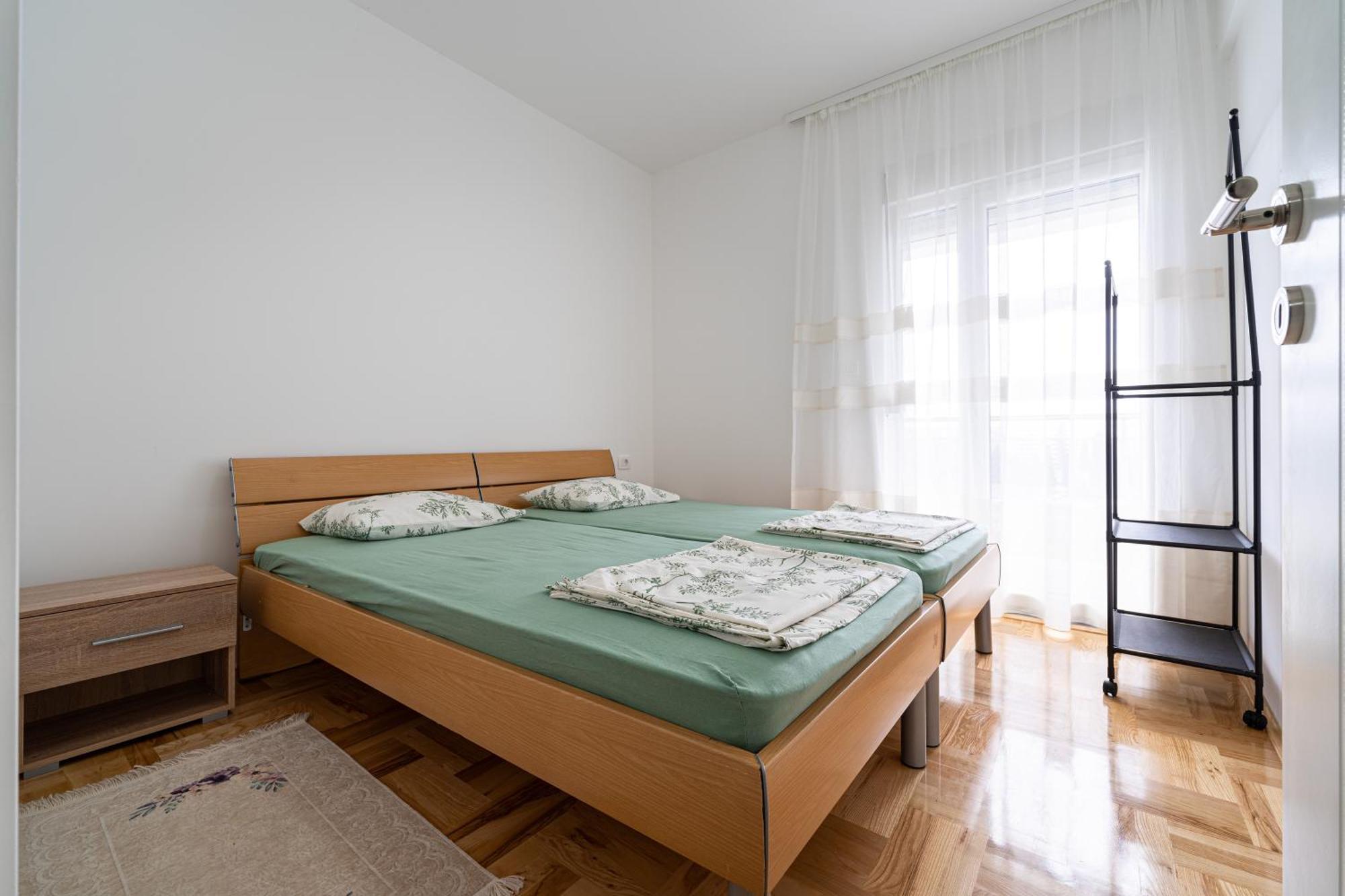 ポドゴリツァTuski Put Apartmanアパートメント エクステリア 写真
